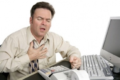 Ngồi quá nhiều gây nguy cơ suy tim